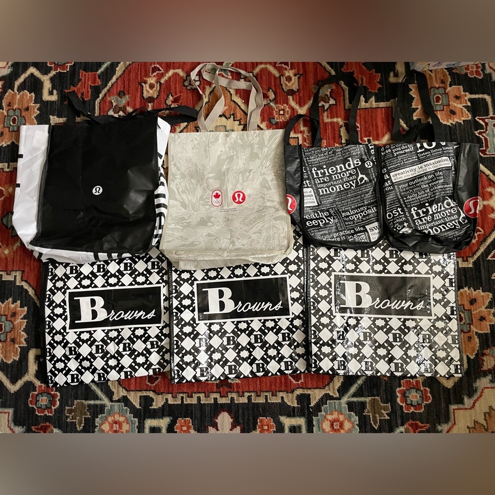 Lululemon reusable bags totes